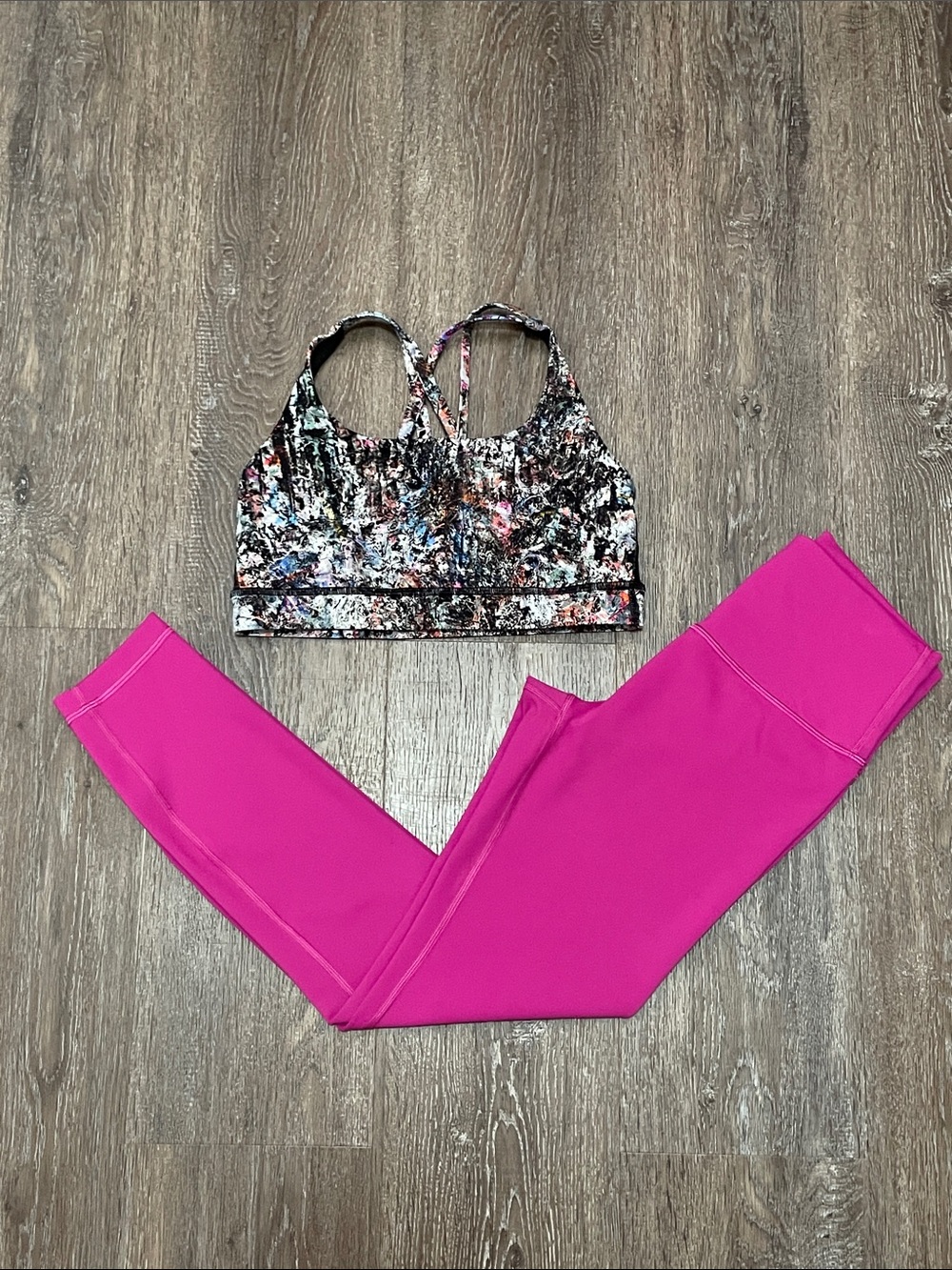 Like New Lululemon Matching Workout Set. Size 6